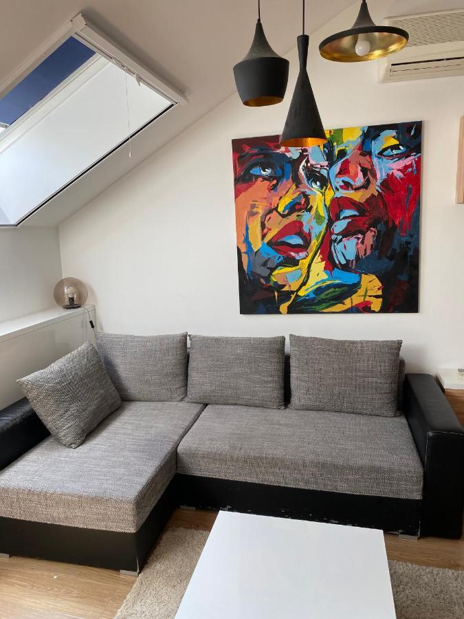 Venus - Gozsdu Court I Apartment